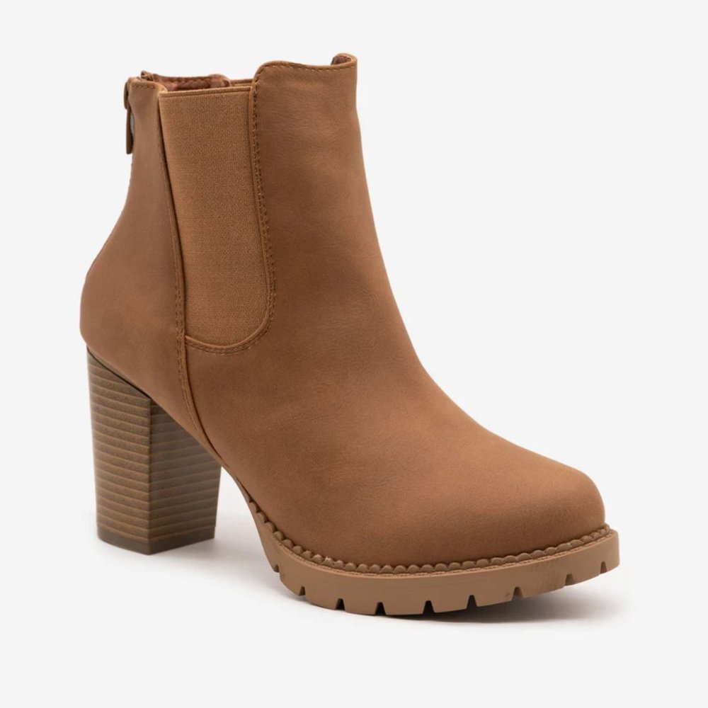 Forever Women Faux Leather High Heel Chelsea Boots - Tan - Size 6